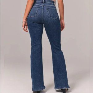 Abercombie & Fitch Curve Love The Vintage Flare High Rise Jeans Size 29 LONG